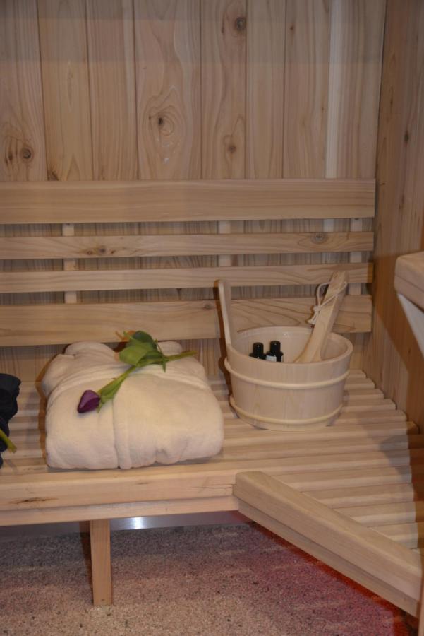 Eifel Kate, Relaxen Mit Sauna Und Whirlpool Dahlem  Exterior foto